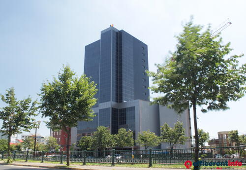 Offices to let in Riverside Tower