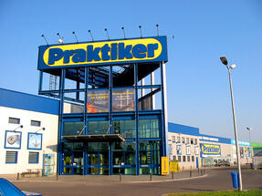 The company that took over Praktiker already negotiates a new acquisition in Romania
