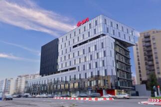 Benţa family in Targu Mures has developed a nine-storey office building for E.ON