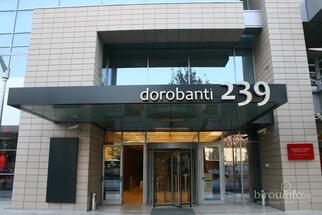 Boiron drugmaker moved from Cotroceni to Popoviciu 's building in Dorobanţi