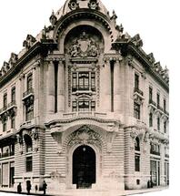 Historical building in Bucharest, up for rent for casinos or business clubs
