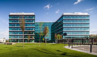 Oregon Park Office Building in Bucharest Wins  Overall Building of the Year SEE during Warsaw Gala