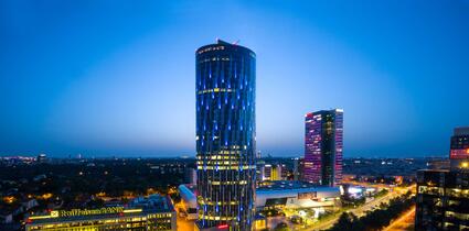 SkyTower Bucharest: Redefining Premium Office Spaces with Seven-Figure Modernization