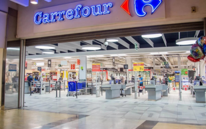 Pavăl Holding expands its empire: strategic offer for Carrefour Romania and commercial real estate impact