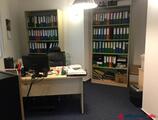 Offices to let in Palazzo Italia