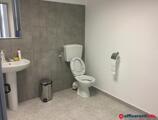 Offices to let in Palazzo Italia