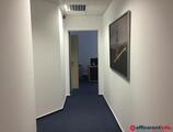 Offices to let in Palazzo Italia