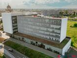Offices to let in TRADE CENTER