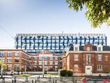 Offices to let in Metropolis Center