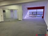 Offices to let in Airport Plaza