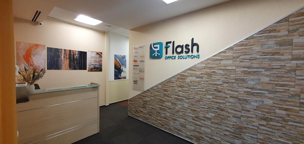 FLASH OFFICE SOLUTIONS unveils a new coworking HUB in Rosetti Tower, 4th floor