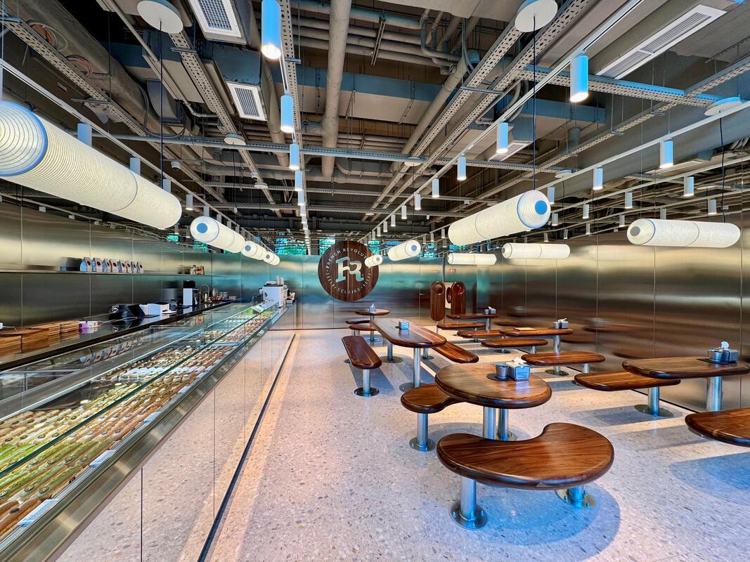 French Revolution opened a new shop in Timpuri Noi Square