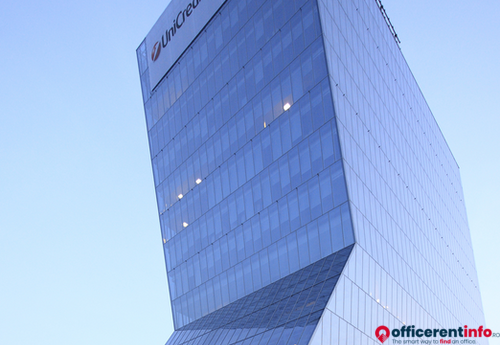 Offices to let in Unicredit Tower