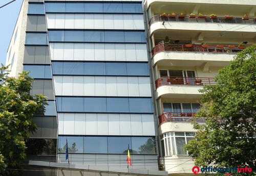Offices to let in Gran Via Business Center