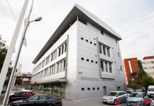 Offices to let in Vama Postei Center