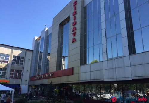 Offices to let in Ziridava Shopping Center