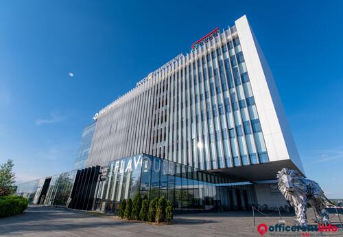 Offices to let in TRADE CENTER
