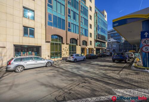 Offices to let in Unimed Office Building