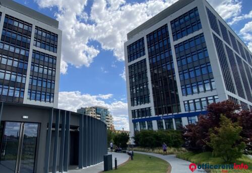 Offices to let in Alegeti opțiuni de spații de lucru co-working moderne in Spaces Business Garden