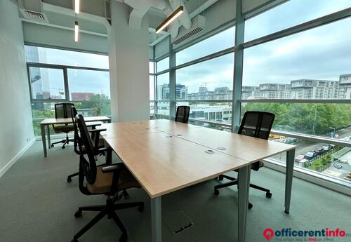 Offices to let in Supertree Offices