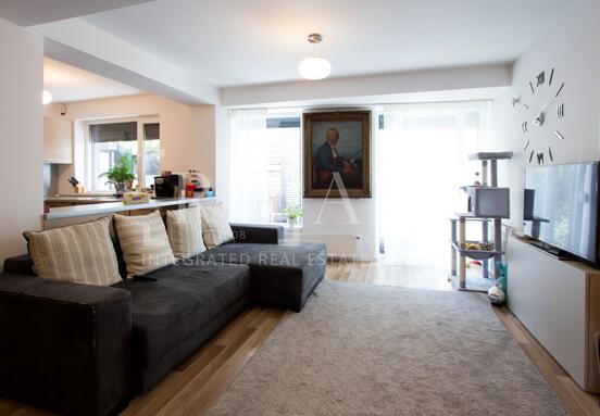 Rent house / villa 5 rooms | Property 2013, Residential, Office | Aviation