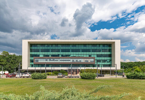 Platinum & Convention Center