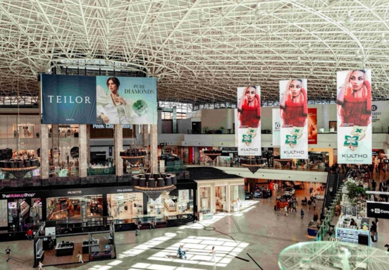 Iulius sets a new standard in Class A office buildings with AI-powered autonomous cleaning robots